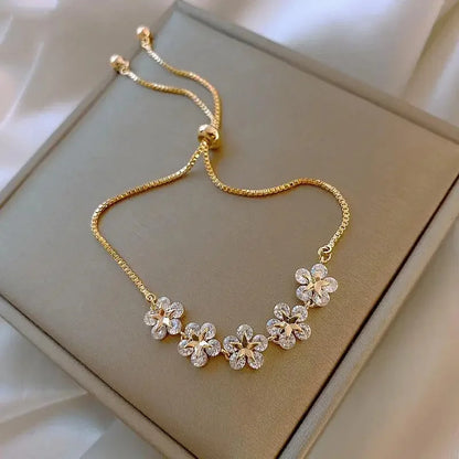 New Fashion Zircon Flower Adjustable Bracelet for Women Elegant Love Heart Butterfly Round Shiny Wedding Bracelet Jewelry Gift