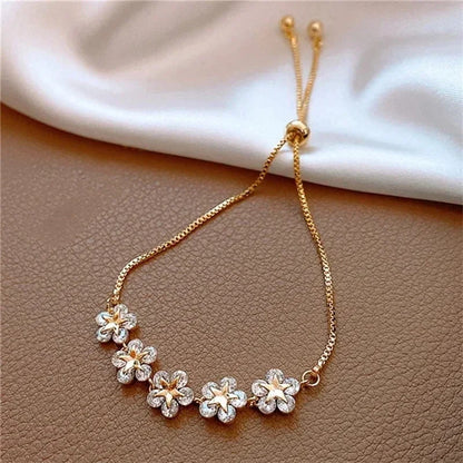 New Fashion Zircon Flower Adjustable Bracelet for Women Elegant Love Heart Butterfly Round Shiny Wedding Bracelet Jewelry Gift